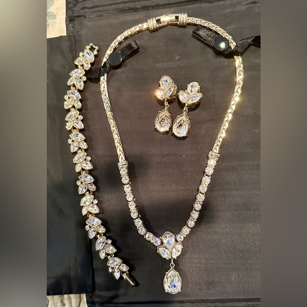 Vintage Swarovski Very Elegant Choker, Bracelet Pierced Earrings